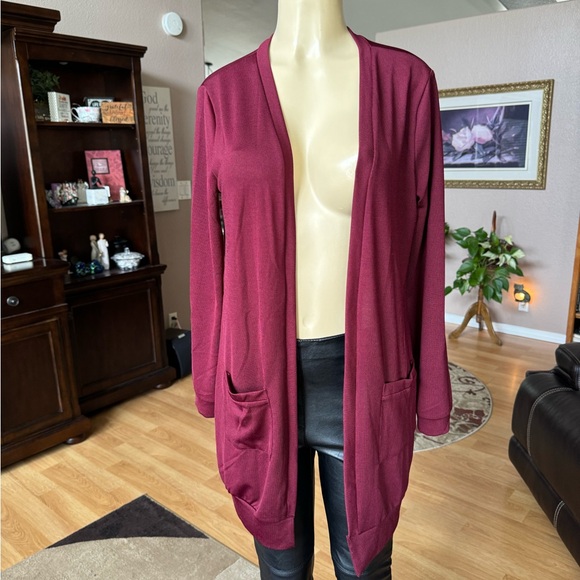 Simple Fun red long sleeve cardigan w/pockets-size M - Picture 5 of 9